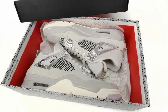 1st Kicks Shoes AQ9129-001 Frozen WMNS Moments Jordan Air 4 0605